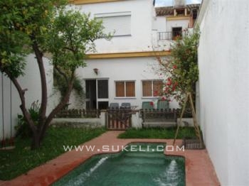 Townhouse for sale  - Sevilla - Castilleja de la cuesta - 264.139 €