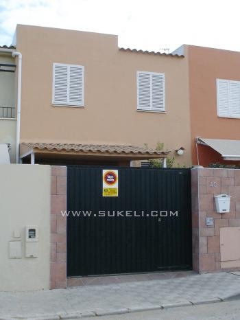 Townhouse for sale  - Sevilla - Mairena del aljarafe - 246.000 €