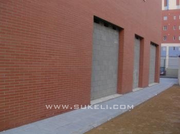 Commercial prty. for rent - Sevilla - Sevilla - Parque alcosa - 1.650 €